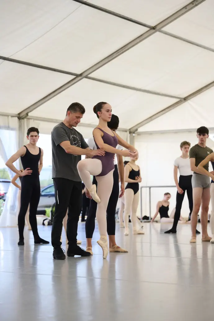 Gennadi Saviliev teaching ballet at Valencia Endanza